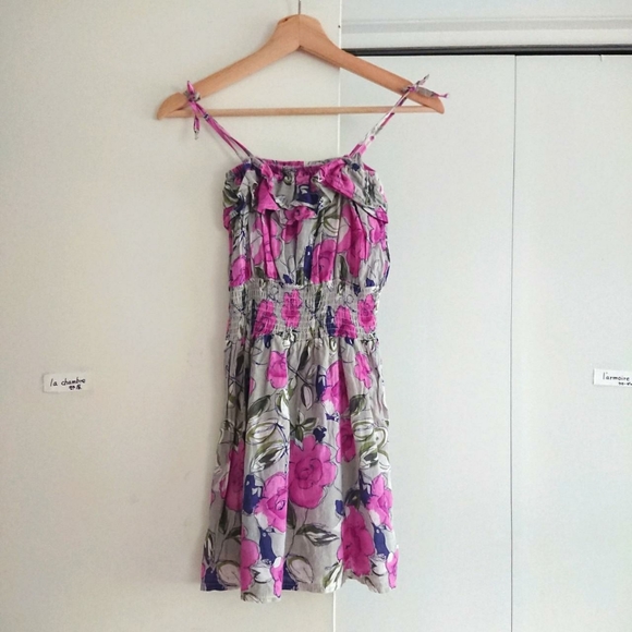 💖2/$15💖 Watercolour floral tunic camisole from Japanese brand Ingni - Picture 1 of 4